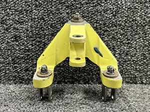206-001-300-001 (Cast: 206-001-300-1) Bell Collective Pitch Control Bellcrank